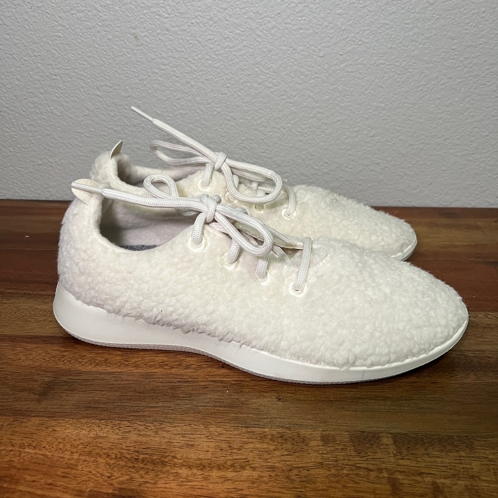 Allbirds Women's Wool Runner Fluff size 9